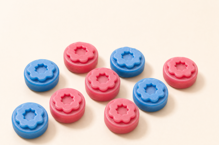Gomitas de creatina Fills auténticas sobre fondo crema